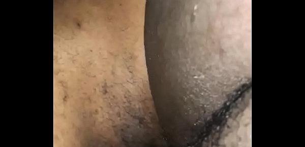  Hairy pussy mistakes piss for squirt